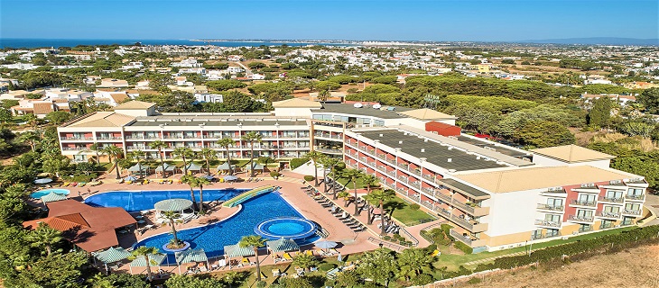 4* Algarve Beach Break with Hotel Stay, Breakfast & Flights