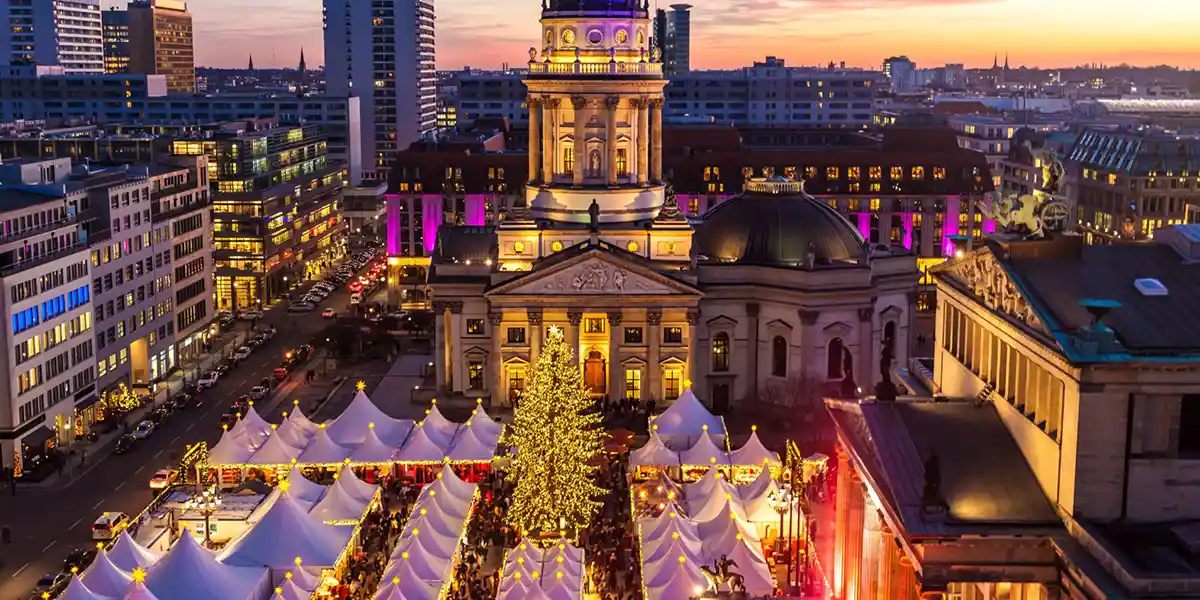 Berlin Essentials: History, Architecture & Local Flavours