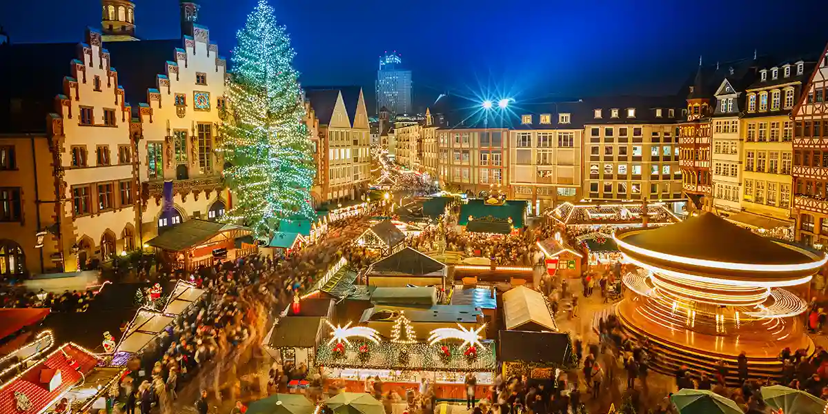 https://toduk.blob.core.windows.net/hotelimage/package/slider/berlin-christmas-market0430092024.webp