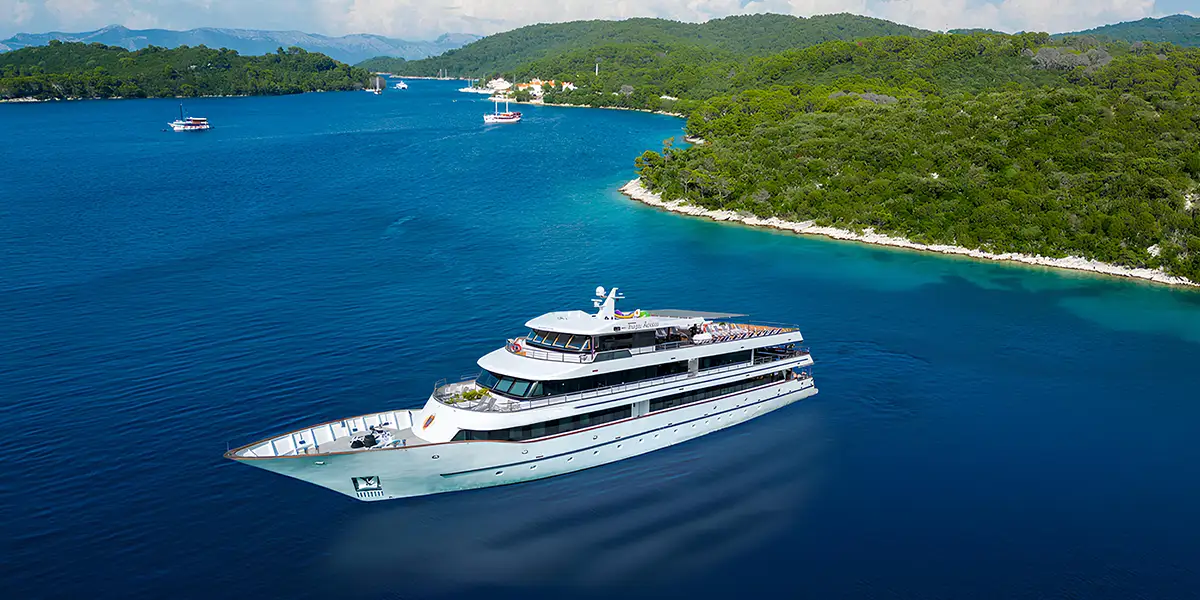 Croatia Island-Hopping Cruise Escape