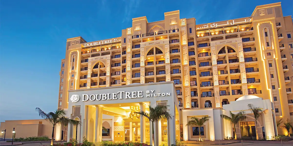 https://toduk.blob.core.windows.net/hotelimage/package/slider/doubletree-by-hilton-ras-al-khaimah1316092024.webp