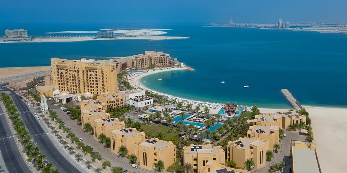 https://toduk.blob.core.windows.net/hotelimage/package/slider/doubletree-by-hilton-ras-al-khaimah716092024.webp