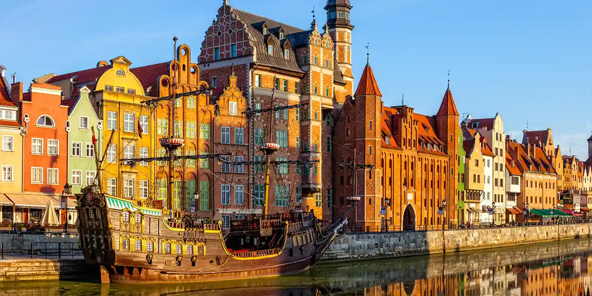 https://toduk.blob.core.windows.net/hotelimage/package/slider/gdansk-poland.webp