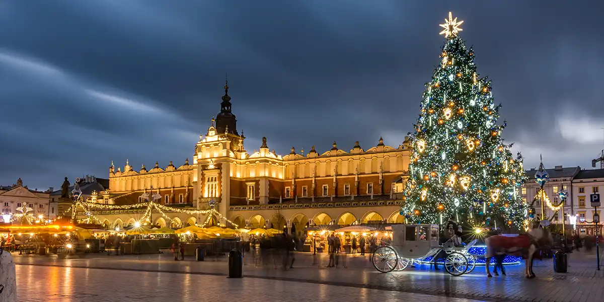 https://toduk.blob.core.windows.net/hotelimage/package/slider/krakow-christmas-market0230092024.webp