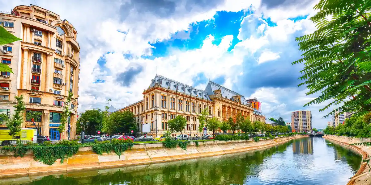 Bucharest City Break: Draculas Castle Tour & Return Flights