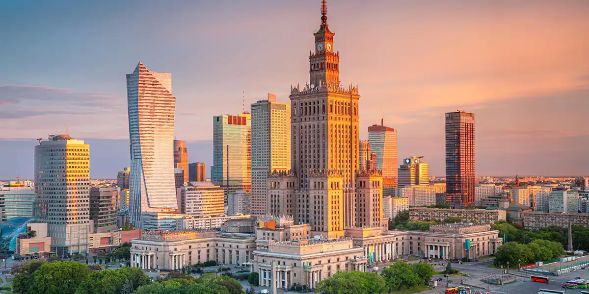 https://toduk.blob.core.windows.net/hotelimage/package/slider/warsaw12082024.webp